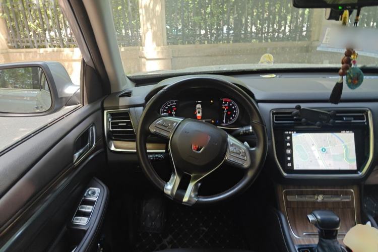 Used Roewe RX8 2018 30T Smart Connectivity Two-Wheel Drive Supreme Edition Steering Wheel
