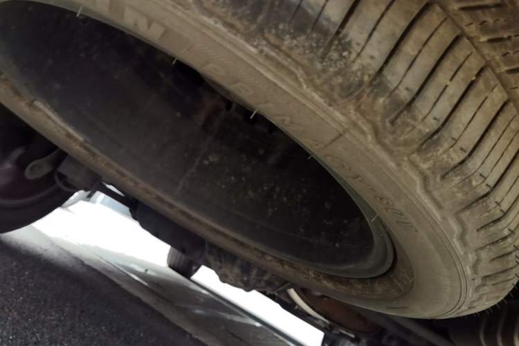 Used Roewe RX8 2018 30T Smart Connectivity All-Wheel Drive Supreme Edition Chassis Rear