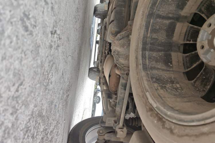 Used Roewe RX8 2018 30T Smart Connectivity Two-Wheel Drive Flagship Edition Chassis Rear
