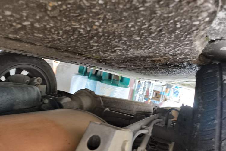 Used Roewe RX8 2018 30T Smart Connectivity Two-Wheel Drive Flagship Edition Chassis Rear Right
