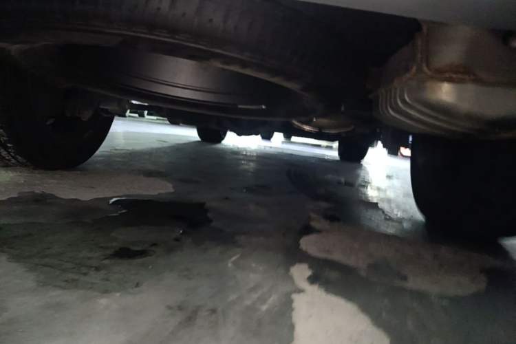 Used Roewe RX8 2018 30T Smart Connectivity Two-Wheel Drive Supreme Edition Chassis Rear