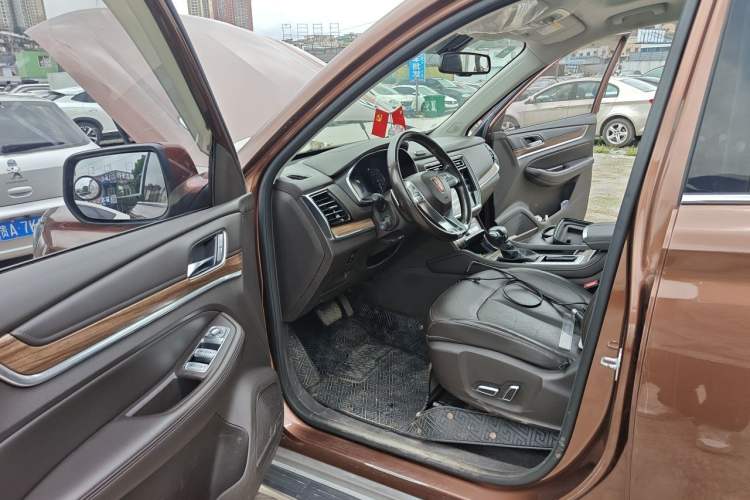 Used Roewe RX8 2018 30T Smart Connectivity Two-Wheel Drive Flagship Edition Driver Seat