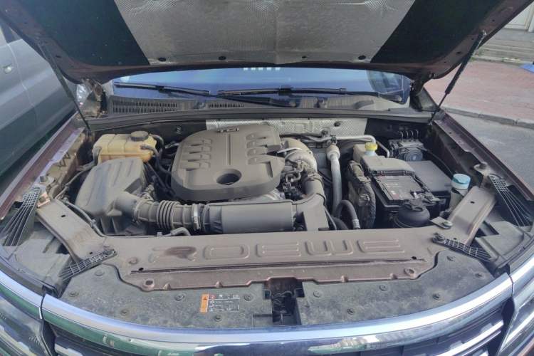 Used Roewe RX8 2018 30T Two-Wheel Drive Flagship Edition Engine Bay
