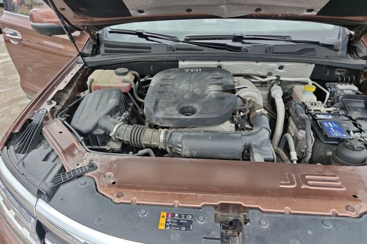 Used Roewe RX8 2018 30T Smart Connectivity Two-Wheel Drive Flagship Edition Engine Bay Right