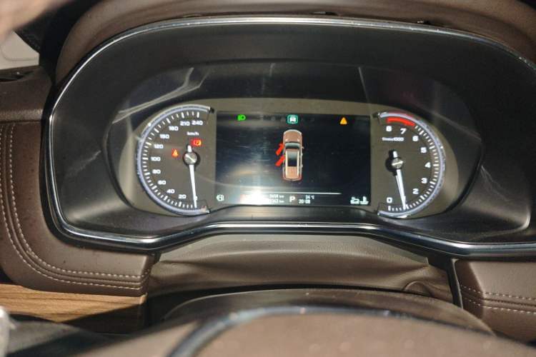 Used Roewe RX8 2018 30T Smart Connectivity Four-Wheel Drive Flagship Edition Instrument Cluster