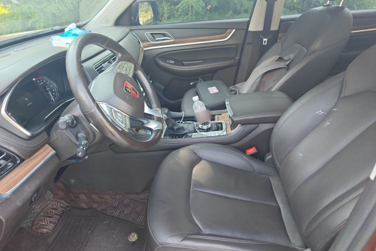 Used Roewe RX8 2018 30T Smart Connectivity All-Wheel Drive Supreme Edition Left Front Seat