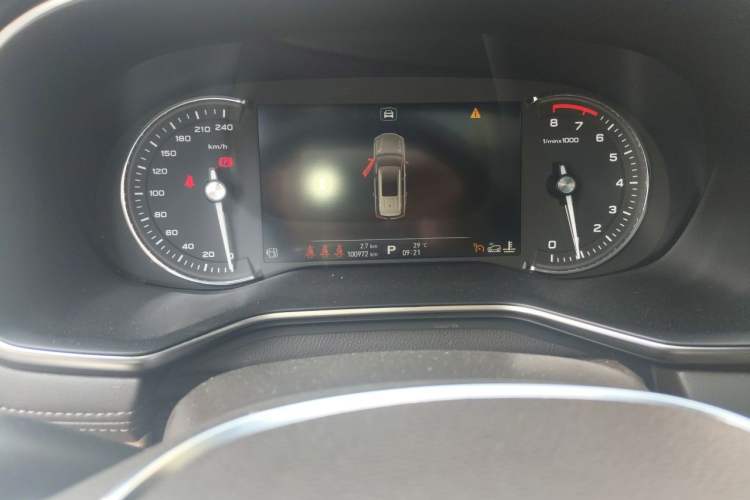 Used Roewe RX8 2018 30T Smart Connectivity Four-Wheel Drive Flagship Edition Instrument Cluster