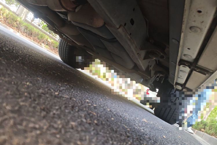 Used Roewe RX8 2018 30T Smart Connectivity Two-Wheel Drive Flagship Edition Chassis Front Left