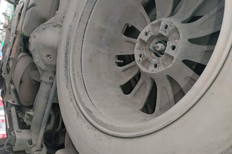 Used Roewe RX8 2018 30T Smart Connectivity Two-Wheel Drive Supreme Edition Chassis Rear