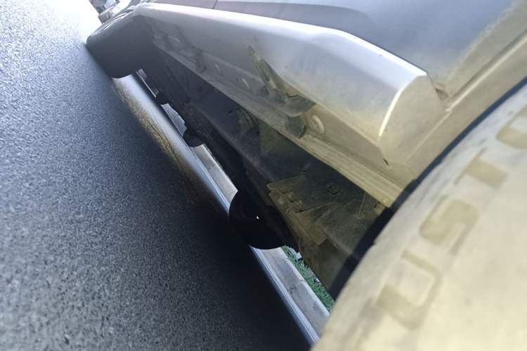 Used Roewe RX8 2018 30T Smart Connectivity Two-Wheel Drive Flagship Edition Chassis Rear Left