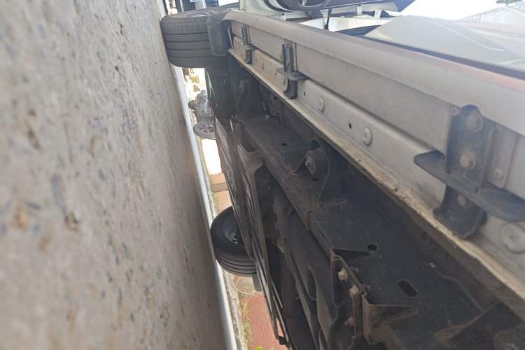 Used Roewe RX8 2018 30T Smart Connectivity All-Wheel Drive Supreme Edition Chassis Rear Left