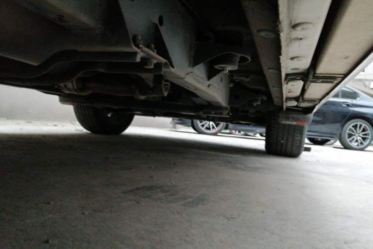 Used Roewe RX8 2018 30T Smart Connectivity Two-Wheel Drive Supreme Edition Chassis Rear Right