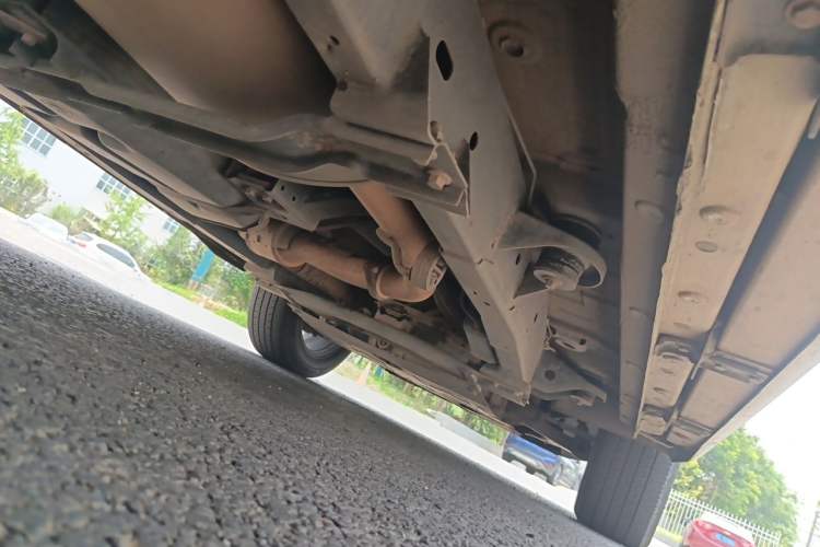 Used Roewe RX8 2018 30T Smart Connectivity Two-Wheel Drive Flagship Edition Chassis Rear Right