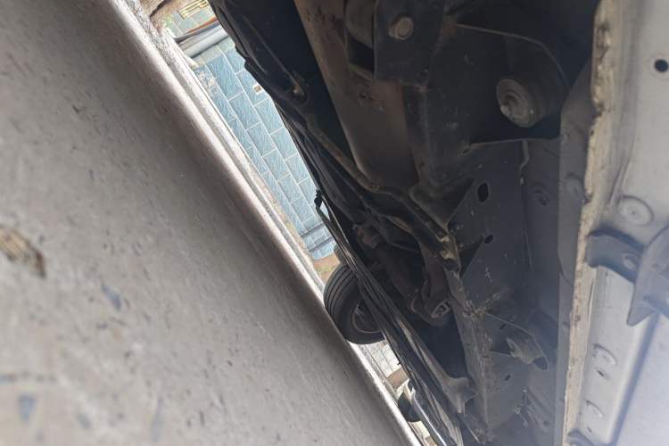 Used Roewe RX8 2018 30T Smart Connectivity All-Wheel Drive Supreme Edition Chassis Rear Right