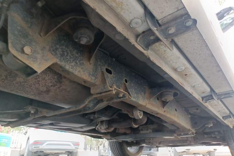 Used Roewe RX8 2018 30T Smart Connectivity Two-Wheel Drive Flagship Edition Chassis Rear Right