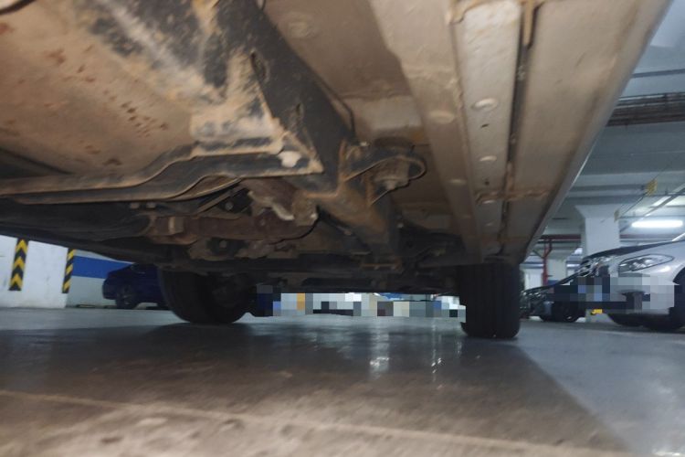 Used Roewe RX8 2018 30T Smart Connectivity Four-Wheel Drive Flagship Edition Chassis Rear Right