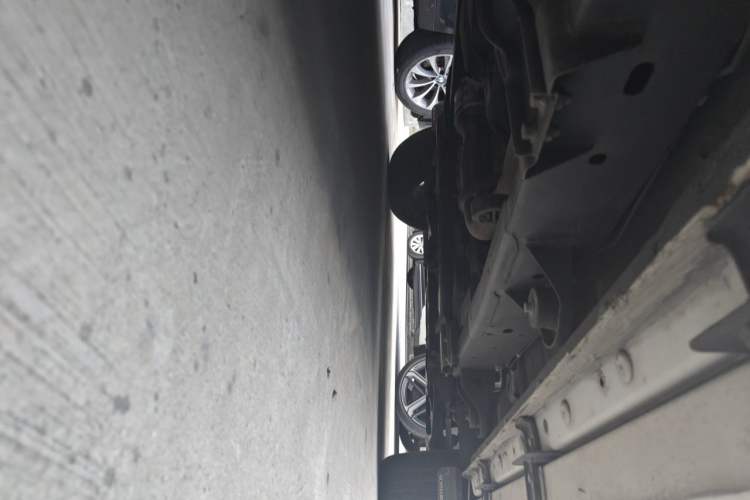 Used Roewe RX8 2018 30T Smart Connectivity Two-Wheel Drive Flagship Edition Chassis Rear Right