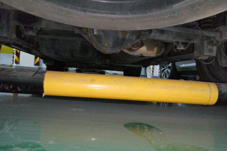 Used Roewe RX8 2018 30T Smart Connectivity Two-Wheel Drive Supreme Edition Chassis Rear