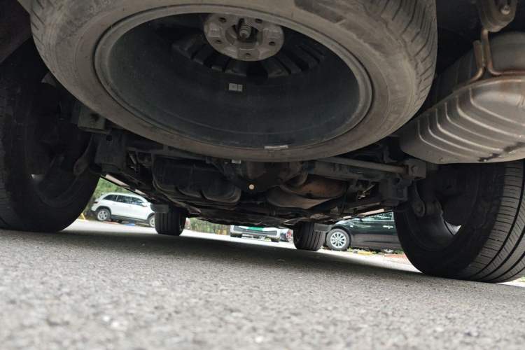 Used Roewe RX8 2018 30T Smart Connectivity All-Wheel Drive Supreme Edition Chassis Rear