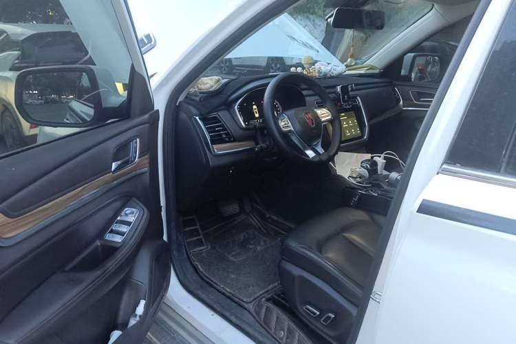 Used Roewe RX8 2018 30T Smart Connectivity Two-Wheel Drive Flagship Edition Driver Seat