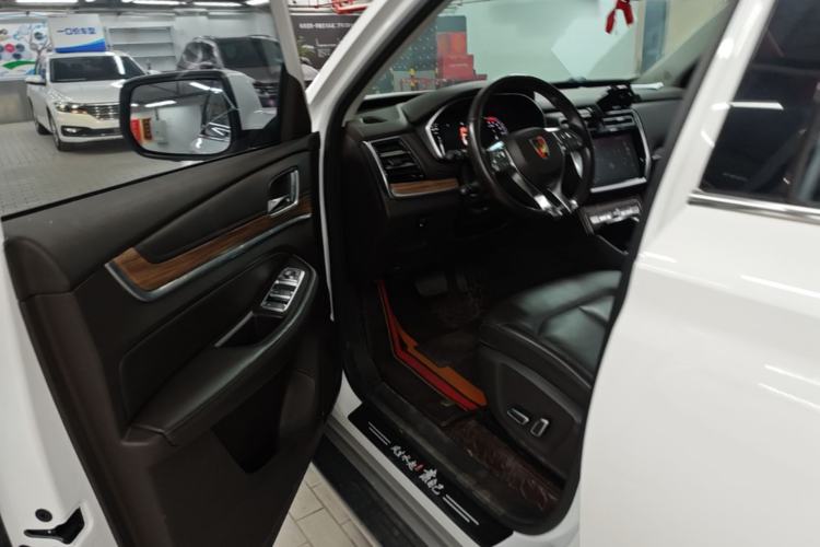 Used Roewe RX8 2018 30T Smart Connectivity Two-Wheel Drive Supreme Edition Driver Seat