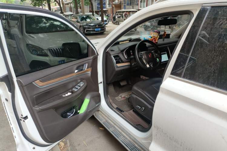 Used Roewe RX8 2018 30T Smart Connectivity Two-Wheel Drive Flagship Edition Driver Seat