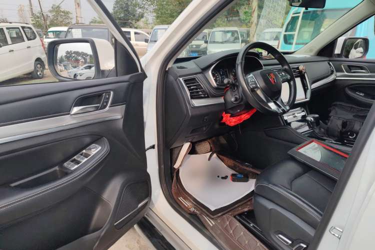 Used Roewe RX8 2018 30T Two-Wheel Drive Flagship Edition Driver Seat