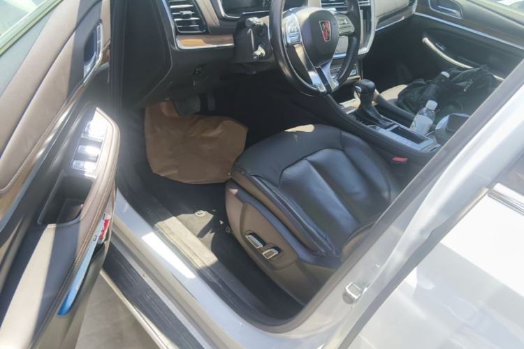 Used Roewe RX8 2018 30T Smart Connectivity Two-Wheel Drive Supreme Edition Driver Seat