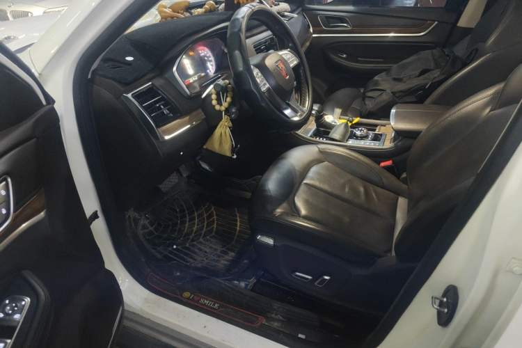 Used Roewe RX8 2018 30T Smart Connectivity Four-Wheel Drive Flagship Edition Driver Seat