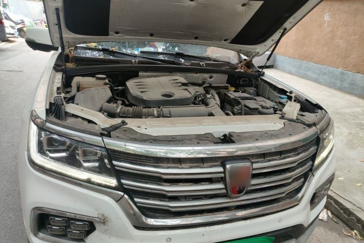Used Roewe RX8 2018 30T Smart Connectivity Two-Wheel Drive Flagship Edition Engine Bay