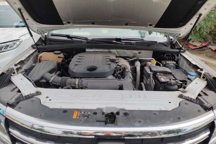 Used Roewe RX8 2018 30T Two-Wheel Drive Flagship Edition Engine Bay