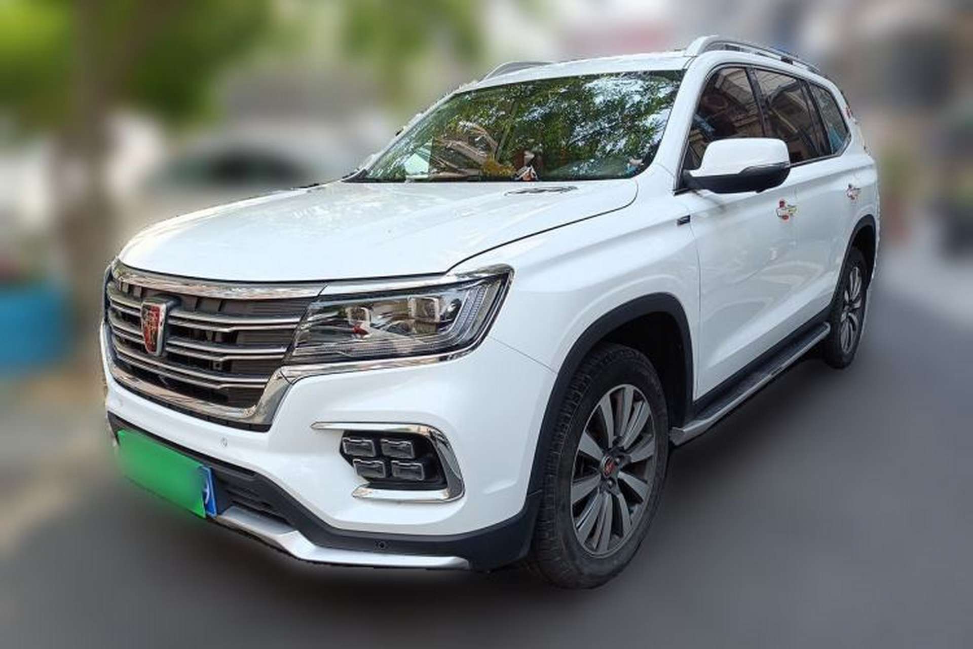 Used Roewe RX8 2018 30T Smart Connectivity Two-Wheel Drive Flagship Edition Front Left 45 Deg