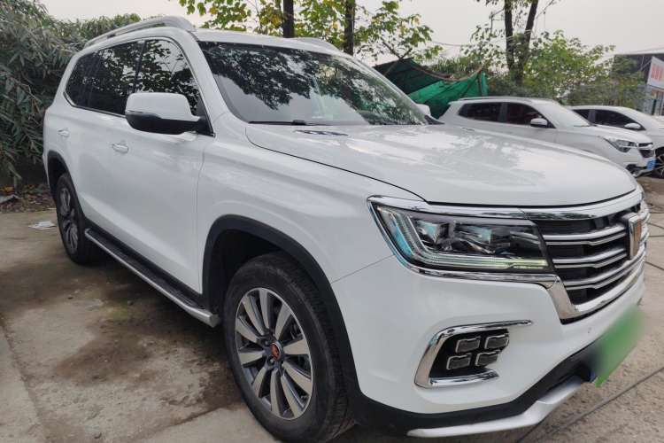 Used Roewe RX8 2018 30T Two-Wheel Drive Flagship Edition Front Right 45 Deg