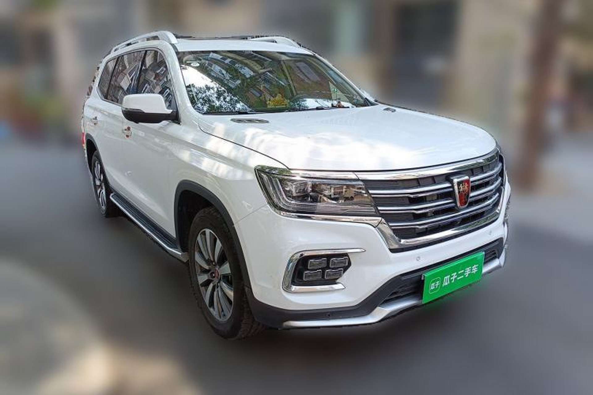Used Roewe RX8 2018 30T Smart Connectivity Two-Wheel Drive Flagship Edition Front Right 45 Deg