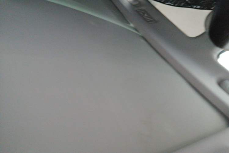 Used Roewe RX8 2018 30T Smart Connectivity Two-Wheel Drive Supreme Edition Headliner