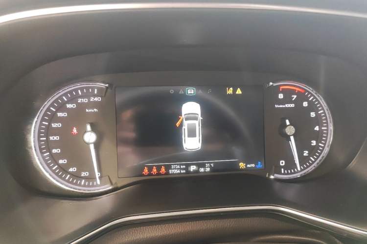 Used Roewe RX8 2018 30T Smart Connectivity All-Wheel Drive Supreme Edition Instrument Cluster