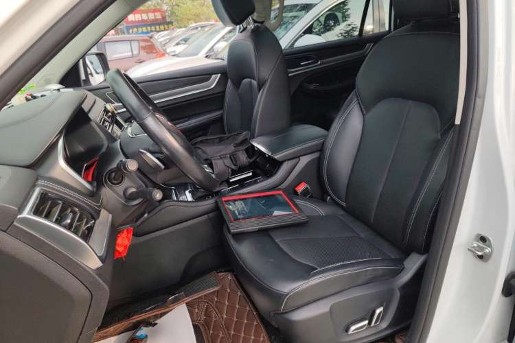Used Roewe RX8 2018 30T Two-Wheel Drive Flagship Edition Left Front Seat