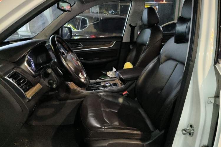 Used Roewe RX8 2018 30T Smart Connectivity Four-Wheel Drive Flagship Edition Left Front Seat