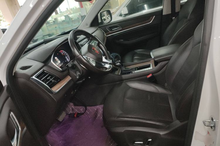 Used Roewe RX8 2018 30T Smart Connectivity Two-Wheel Drive Flagship Edition Left Front Seat