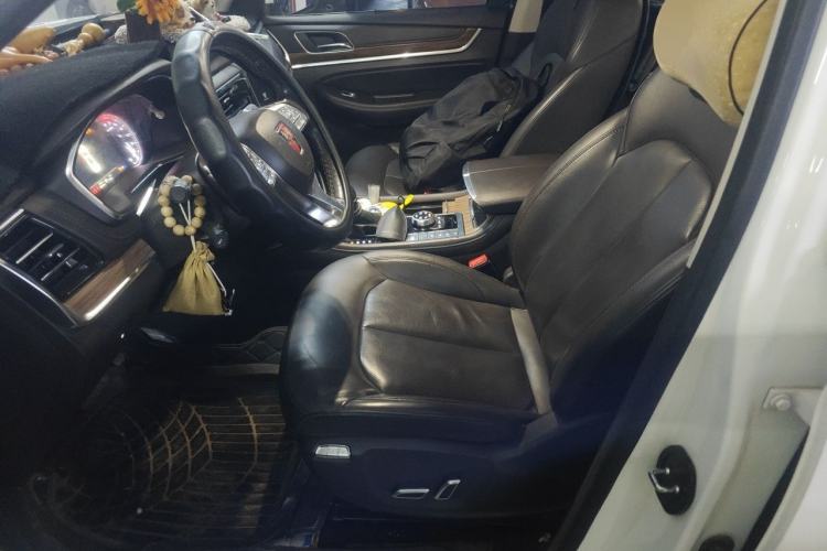 Used Roewe RX8 2018 30T Smart Connectivity Four-Wheel Drive Flagship Edition Left Front Seat