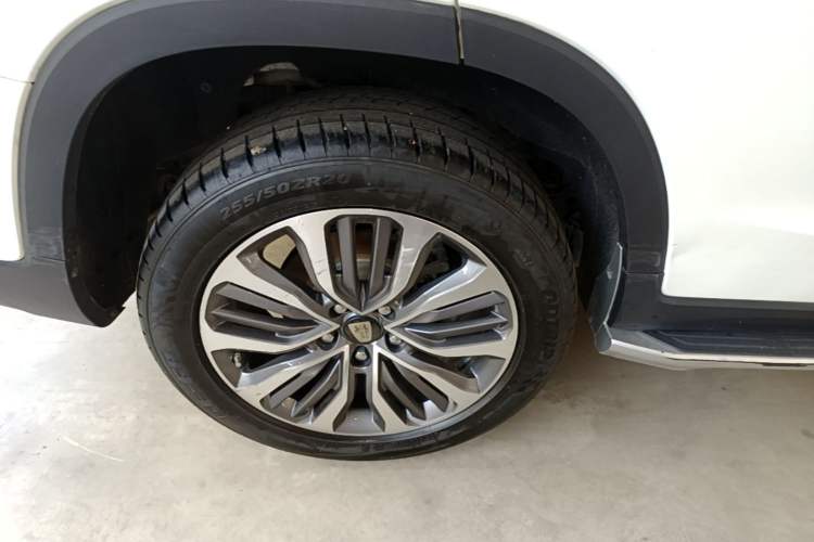 Used Roewe RX8 2018 30T Smart Connectivity All-Wheel Drive Supreme Edition Right Rear Wheel Hub