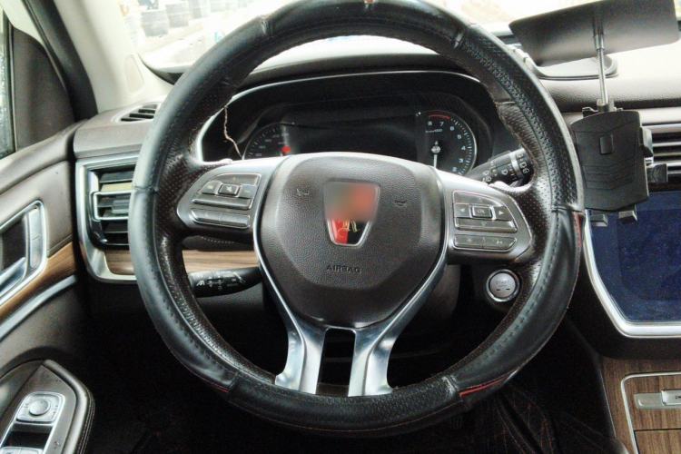 Used Roewe RX8 2018 30T Smart Connectivity All-Wheel Drive Supreme Edition Steering Wheel