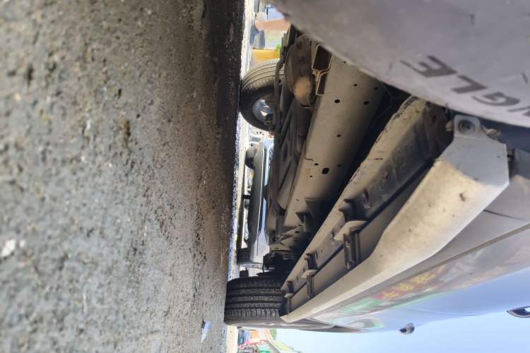 Used Roewe RX8 2019 30T Smart Connectivity Four-Wheel Drive Supreme Flagship Edition Chassis Front Left