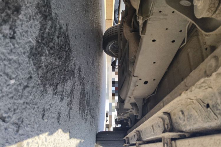 Used Roewe RX8 2019 30T Smart Connectivity Two-Wheel Drive Supreme Flagship Edition Chassis Front Left
