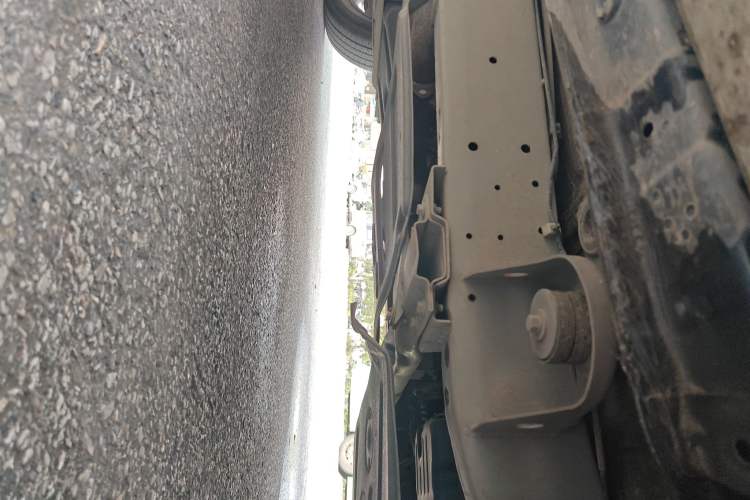 Used Roewe RX8 2019 30T Smart Connectivity Four-Wheel Drive Supreme Flagship Edition Chassis Front Right