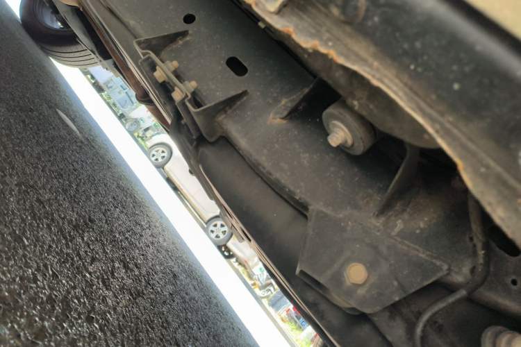 Used Roewe RX8 2019 30T Smart Connectivity Two-Wheel Drive Supreme Flagship Edition Chassis Rear Left
