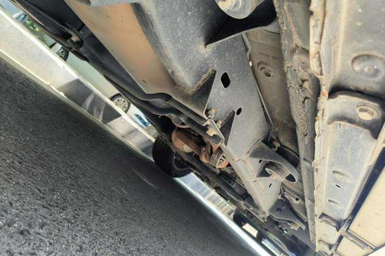 Used Roewe RX8 2019 30T Smart Connectivity Two-Wheel Drive Supreme Flagship Edition Chassis Rear Right