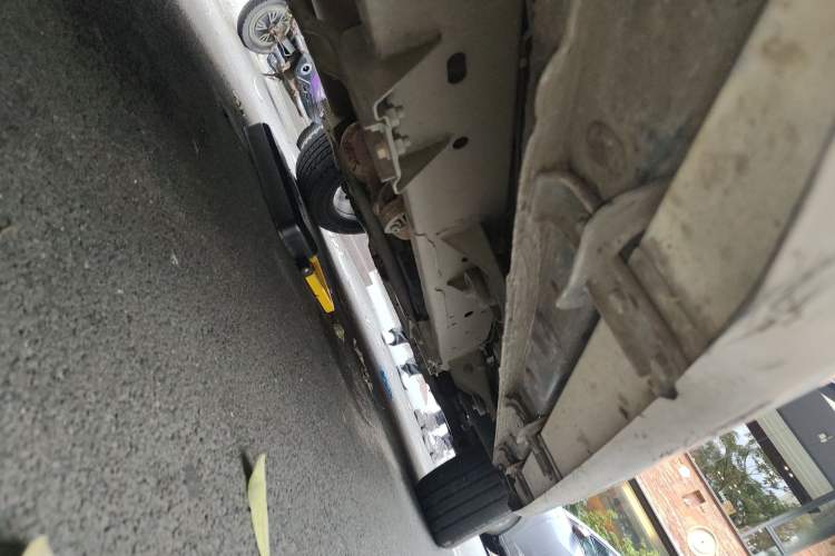 Used Roewe RX8 2019 30T Smart Connectivity Two-Wheel Drive Supreme Flagship Edition Chassis Rear Right