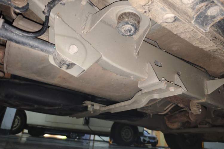 Used Roewe RX8 2019 30T Smart Connectivity Two-Wheel Drive Supreme Flagship Edition Chassis Rear Right