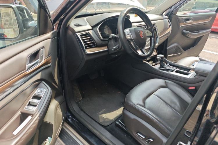 Used Roewe RX8 2019 30T Smart Connectivity Two-Wheel Drive Supreme Flagship Edition Driver Seat